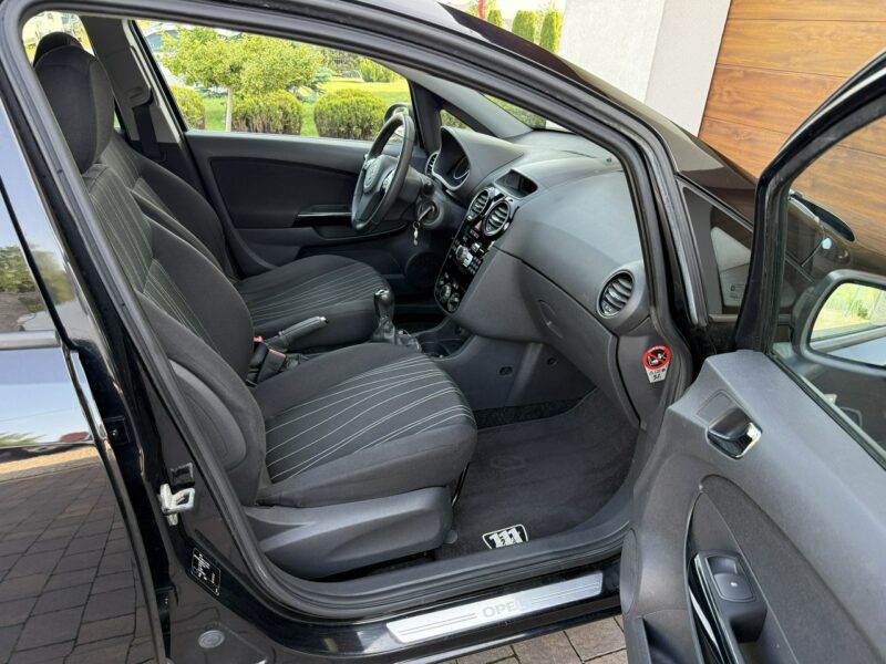 Opel Corsa 10r. 1.2 benzyna 70KM z Niemiec bezwypadkowa tempomat D (2006-2014)