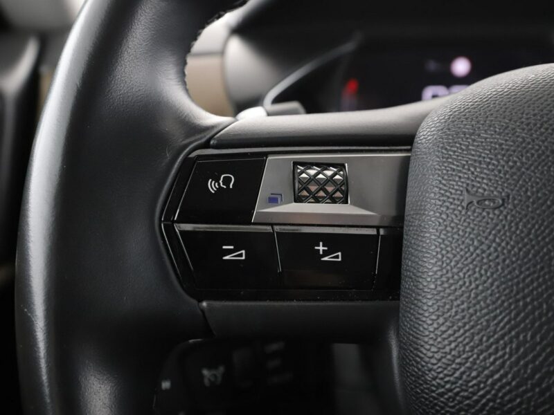 DS Automobiles DS 3 Crossback Business automat navi PDC-kamera półskóra tempomat