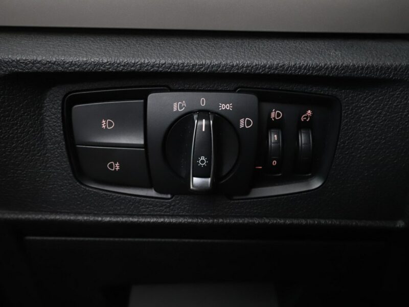 BMW 116 116d Advantage Automat Klimatyzacja Tempomat Czujnik Deszczu PDC LED F20 (2011-)