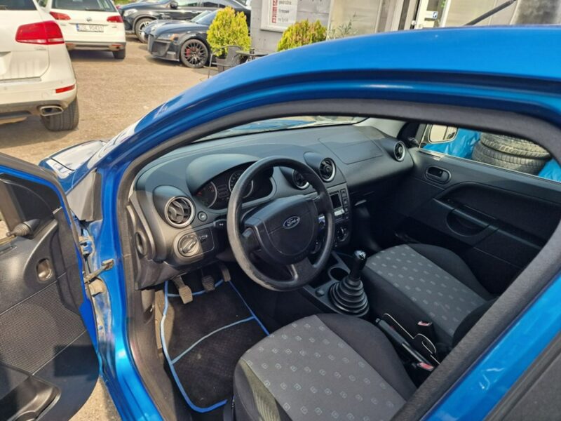 Ford Fiesta 1.3 Benzyna 60 KM, Klimatyzacja, Bluetooth, Isofix, AUX, USB, Metalik Mk6 (2002-2008)