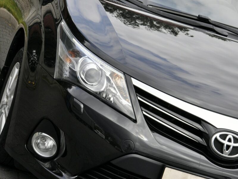 Toyota Avensis 1,8VVTi 147KM SollPlus/Navi/Alkantara/Kamera/Alufelgi/Ledy/Serwis III (2009-)