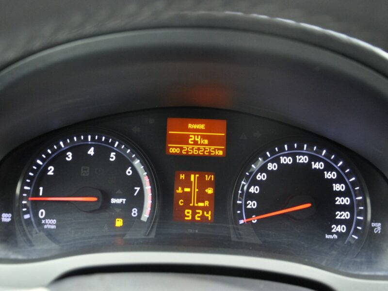 Toyota Avensis 1,8VVTi 147KM SollPlus/Navi/Alkantara/Kamera/Alufelgi/Ledy/Serwis III (2009-)
