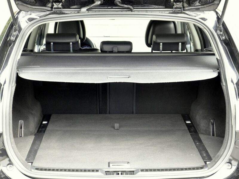 Toyota Avensis 1,8VVTi 147KM SollPlus/Navi/Alkantara/Kamera/Alufelgi/Ledy/Serwis III (2009-)