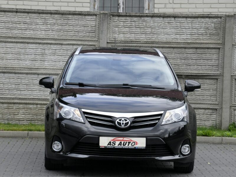 Toyota Avensis 1,8VVTi 147KM SollPlus/Navi/Alkantara/Kamera/Alufelgi/Ledy/Serwis III (2009-)