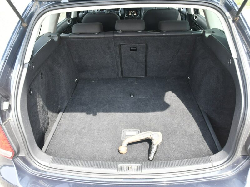 Volkswagen Golf 1,2Turbo benz. Navigacja.Kliamtr 2 str.Hak.Tempomat.Alu.kredyt.OKAZJA VI (2008-2012)