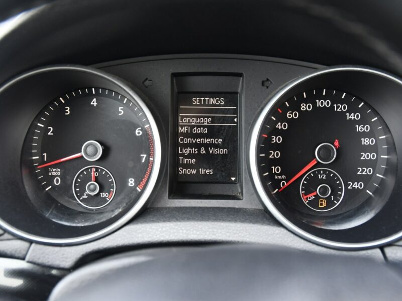 Volkswagen Golf 1,2Turbo benz. Navigacja.Kliamtr 2 str.Hak.Tempomat.Alu.kredyt.OKAZJA VI (2008-2012)
