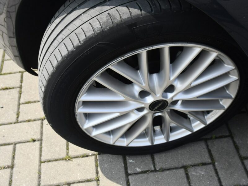 Volkswagen Golf 1,2Turbo benz. Navigacja.Kliamtr 2 str.Hak.Tempomat.Alu.kredyt.OKAZJA VI (2008-2012)