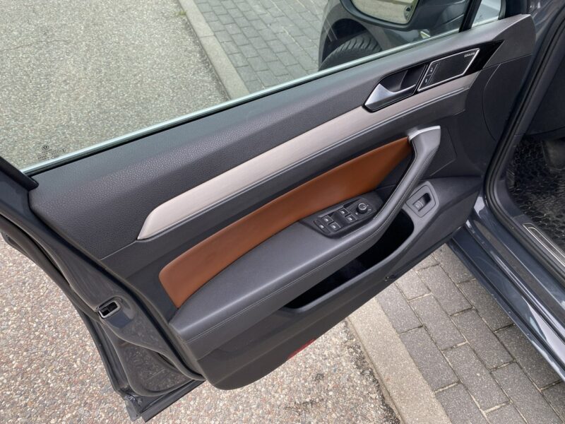 Volkswagen Passat 240KM, wirtualne zegary, 4Motion, DSG, skóry podgrzewane, nawigacja B8 (2014-2023)