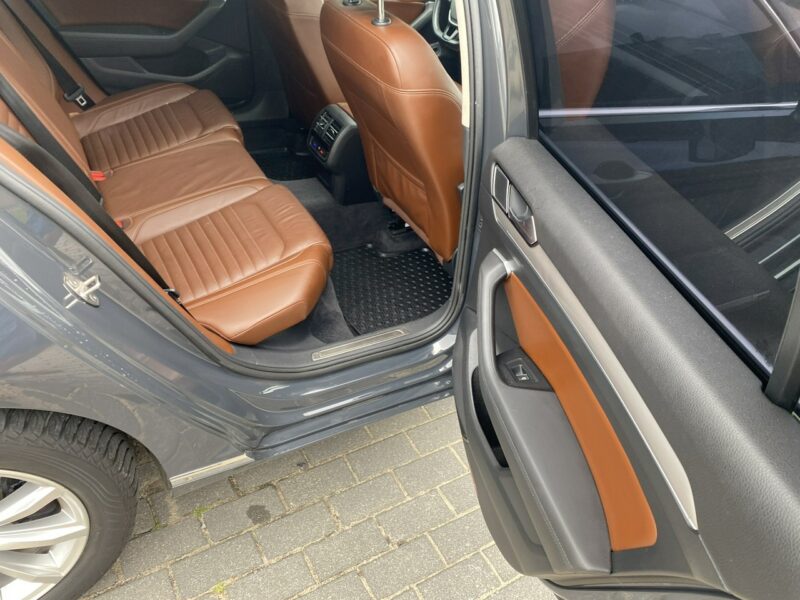 Volkswagen Passat 240KM, wirtualne zegary, 4Motion, DSG, skóry podgrzewane, nawigacja B8 (2014-2023)