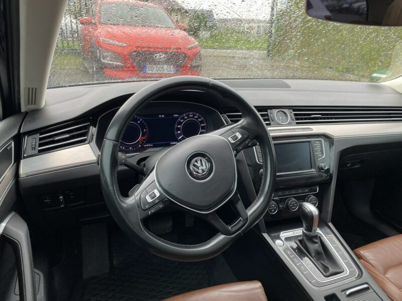 Volkswagen Passat 240KM, wirtualne zegary, 4Motion, DSG, skóry podgrzewane, nawigacja B8 (2014-2023)