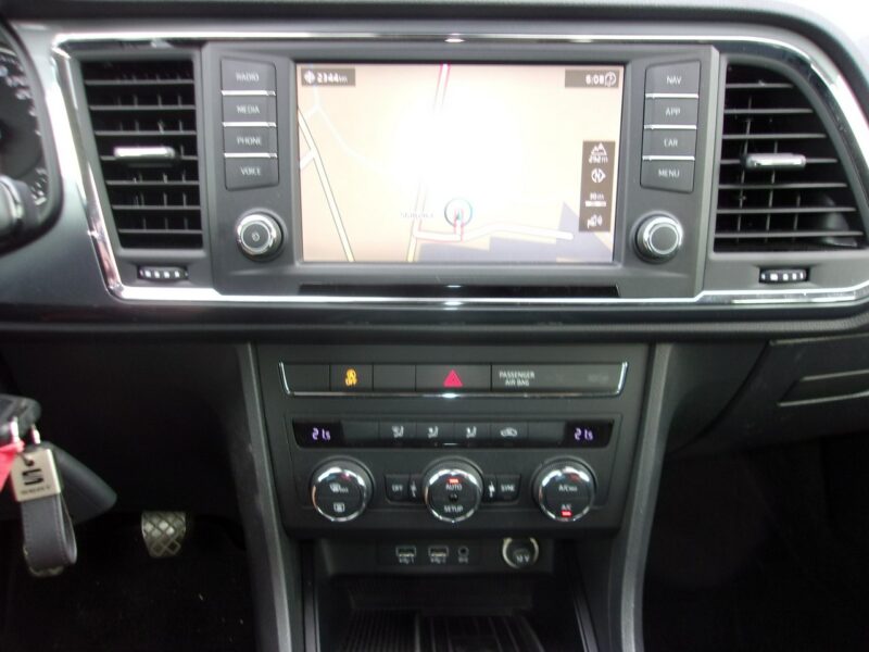 Seat Ateca Klimatronic 2-strefowy, PDC, Kamera cofania, Nawgiacja