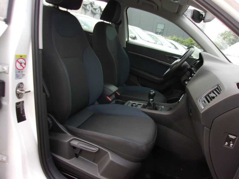 Seat Ateca Klimatronic 2-strefowy, PDC, Kamera cofania, Nawgiacja