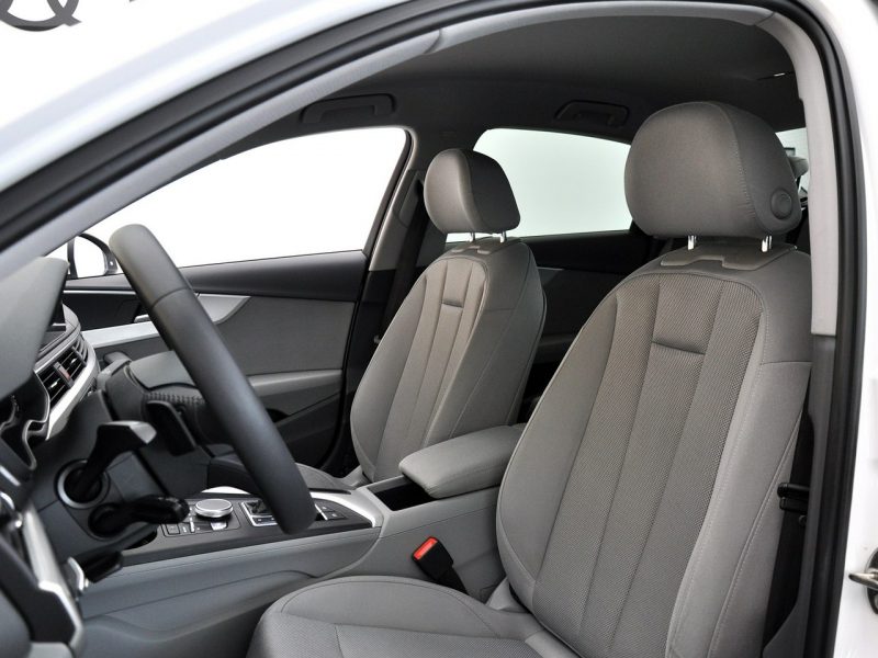 Audi A4 35TFSI 150KM Stronic S-line Virtual B&O Tempomat B9 (2015-)