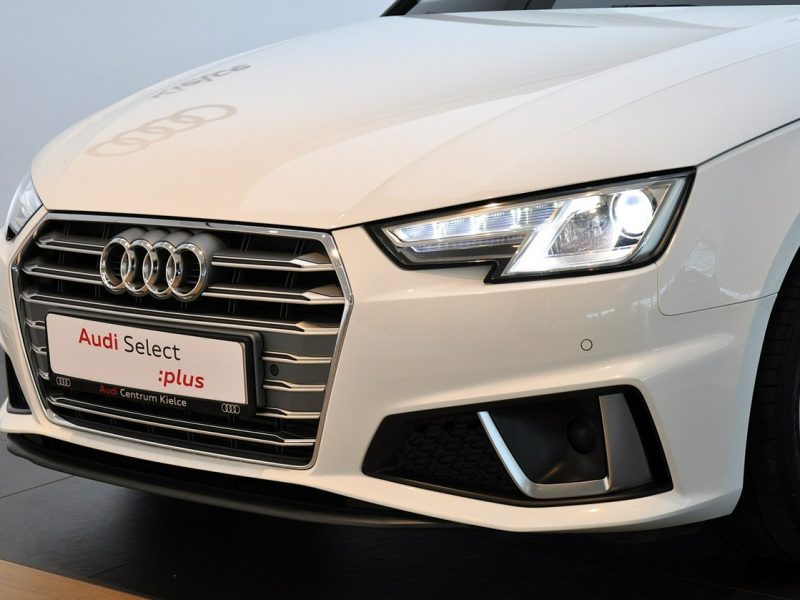 Audi A4 35TFSI 150KM Stronic S-line Virtual B&O Tempomat B9 (2015-)