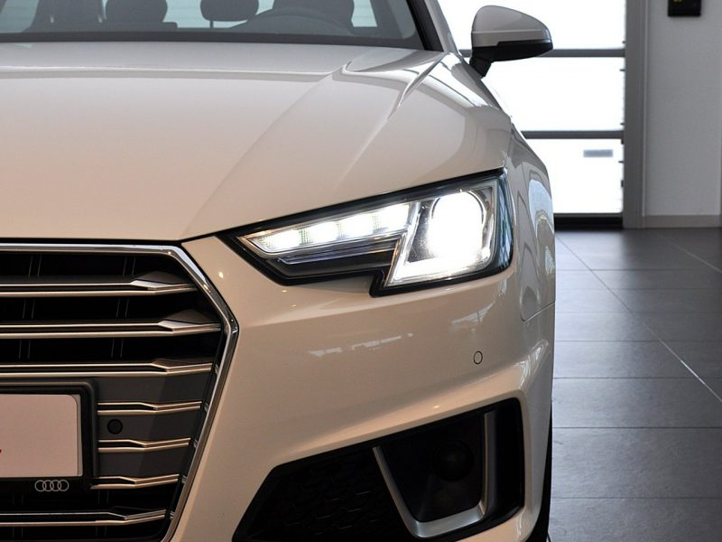 Audi A4 35TFSI 150KM Stronic S-line Virtual B&O Tempomat B9 (2015-)