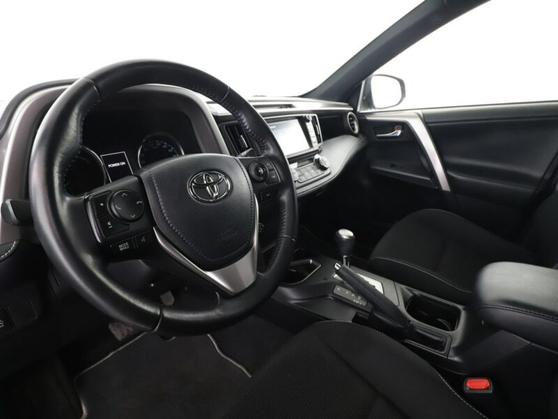 Toyota RAV-4 HEV navi kamera i czyjniki parkowania IV (2012-)