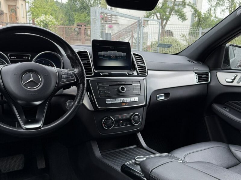Mercedes GLE 350 Salon PL FV23% Pneumat Dociągi El.klapa El.fotele Bi xenon Kamera cof W166 (2015-2019)