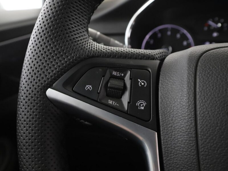 Opel Mokka Innovation automat skóra navi kamera grzane fotele +kier. klima-auto t I (2012-2019)