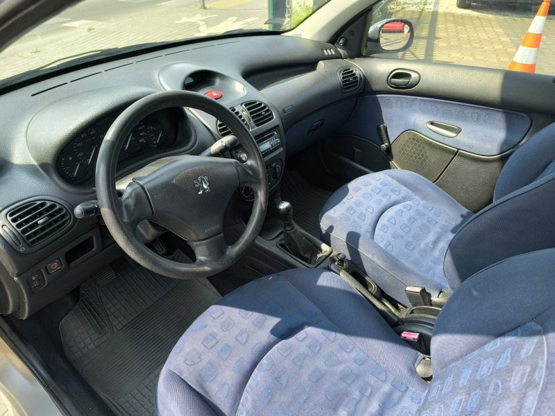 Peugeot 206 1.1i Benzyna