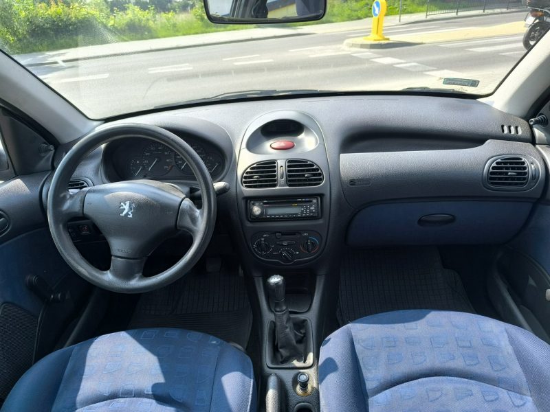 Peugeot 206 1.1i Benzyna