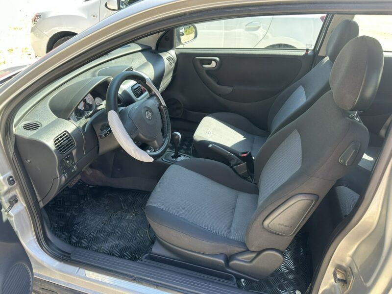 Opel Corsa Automat, klimatronik, benzyna 1,2 podgrz. fotele, isofix, zadbany C (2000-2006)