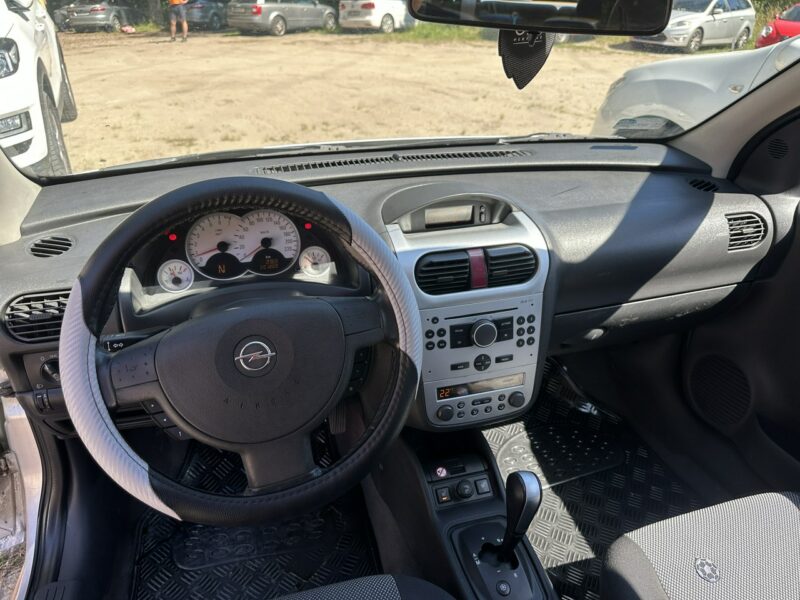 Opel Corsa Automat, klimatronik, benzyna 1,2 podgrz. fotele, isofix, zadbany C (2000-2006)