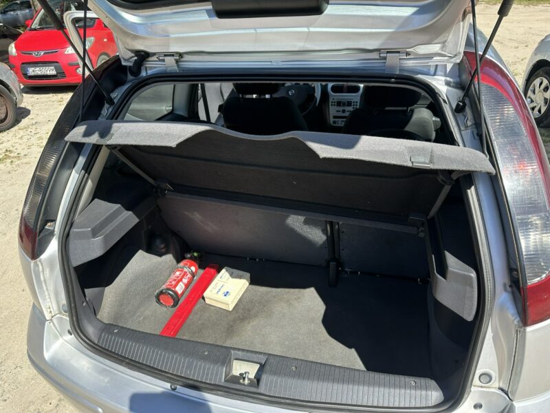 Opel Corsa Automat, klimatronik, benzyna 1,2 podgrz. fotele, isofix, zadbany C (2000-2006)