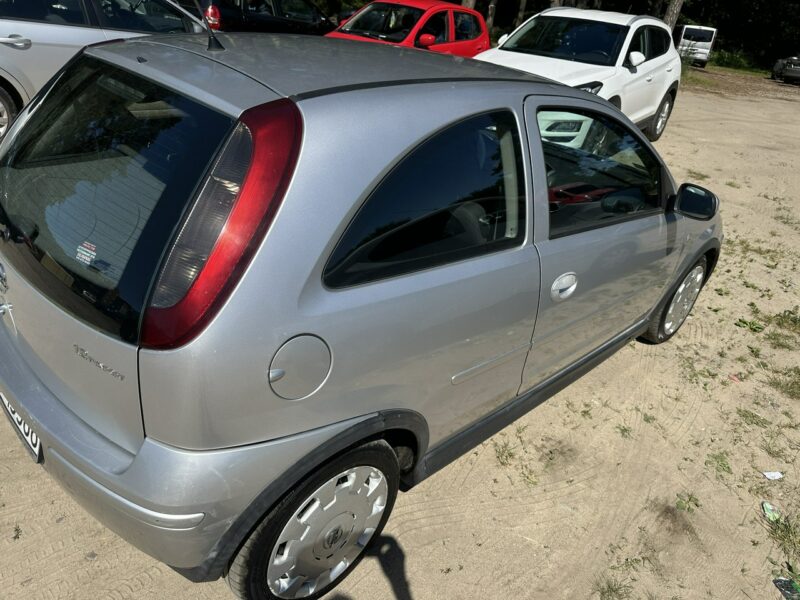 Opel Corsa Automat, klimatronik, benzyna 1,2 podgrz. fotele, isofix, zadbany C (2000-2006)