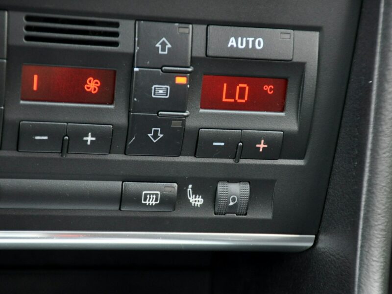Audi A4 2.4i V6(170KM)*2xS-Line*Skóry*Fotele Kubełkowe*Szyber*I Wł*Alu17"ASO B6 (2000-2004)