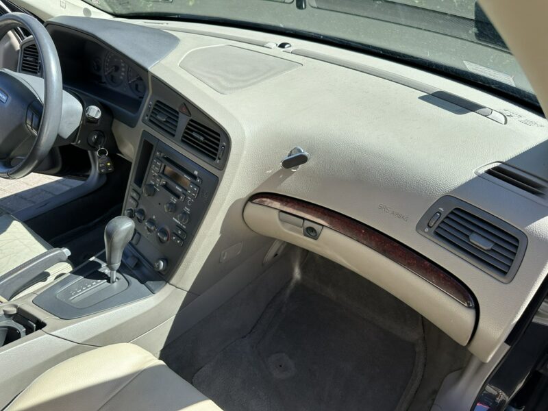 Volvo S60 Automat, klimatronic, czujnik deszczu i zmierzchu, skóry podgrzewane I (2000-2010)