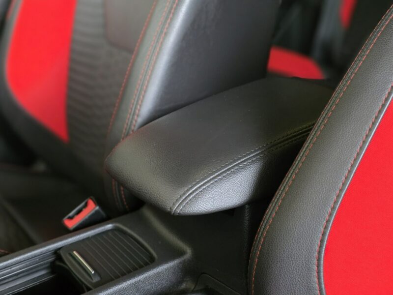 Ford Focus 2.0 ST Turnier 250 KM Mk3 (2010-2018)