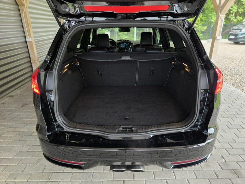 Ford Focus 2.0 ST Turnier 250 KM Mk3 (2010-2018)