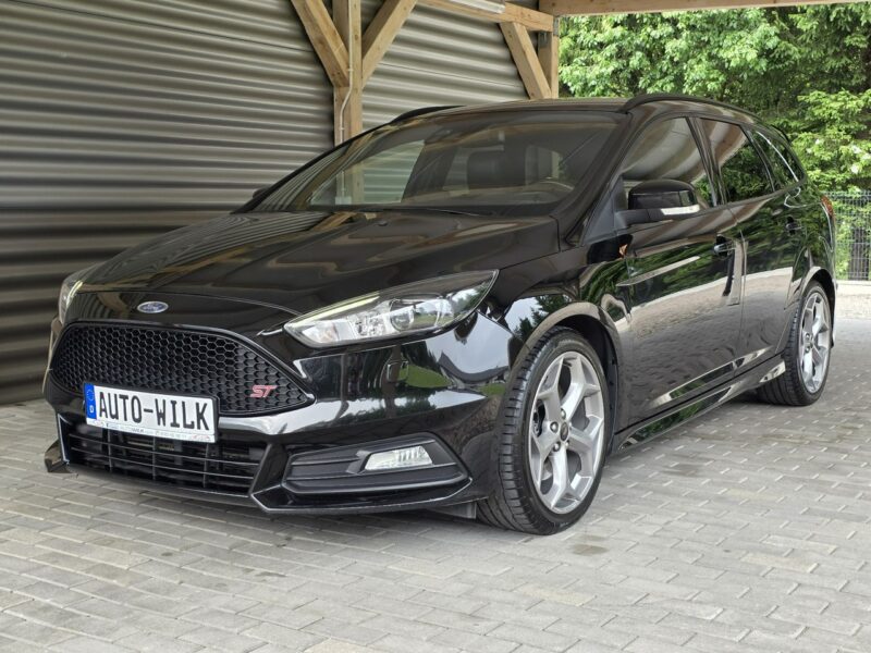 Ford Focus 2.0 ST Turnier 250 KM Mk3 (2010-2018)