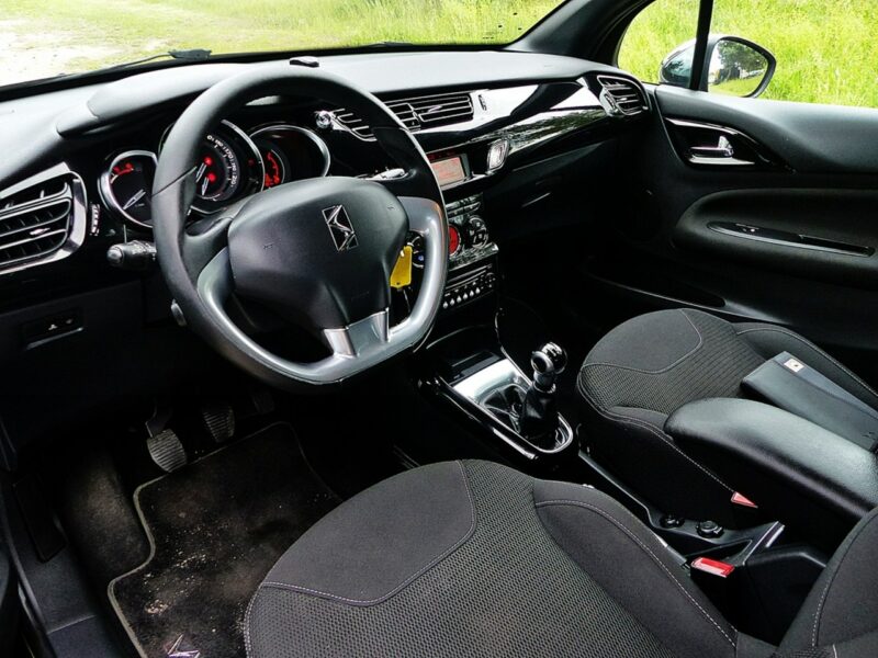 Citroen DS3 1.6 HDI*SoChic*Climatronic*Pełna Elektryka*Welury*Bezwypadek*ZOBACZ!!!