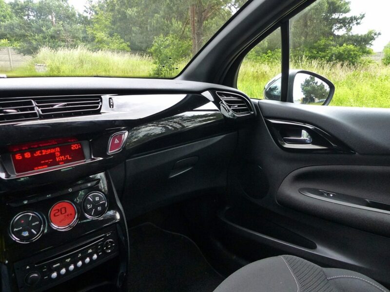 Citroen DS3 1.6 HDI*SoChic*Climatronic*Pełna Elektryka*Welury*Bezwypadek*ZOBACZ!!!