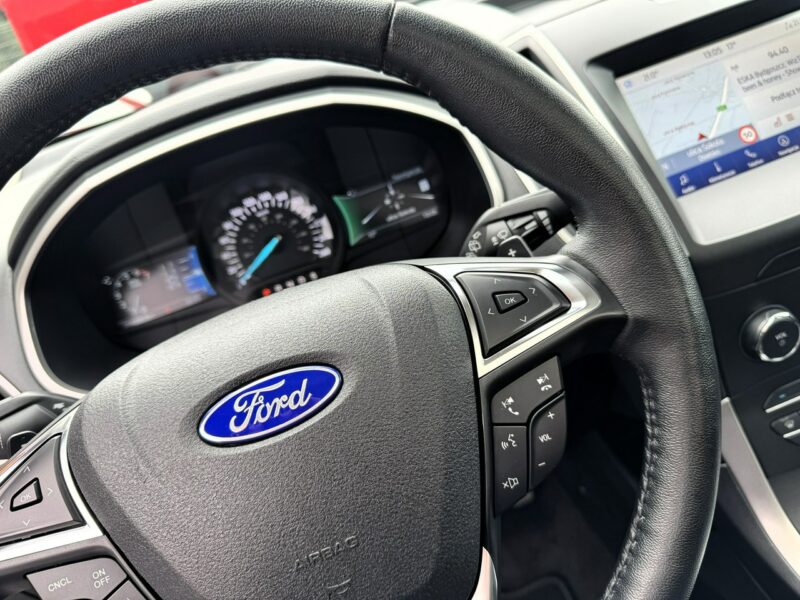 Ford EDGE 4x4, Hak, LED, Klapa El. otwierana klapa, System Europa, Skórzna tapic