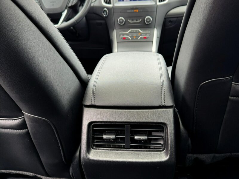 Ford EDGE 4x4, Hak, LED, Klapa El. otwierana klapa, System Europa, Skórzna tapic