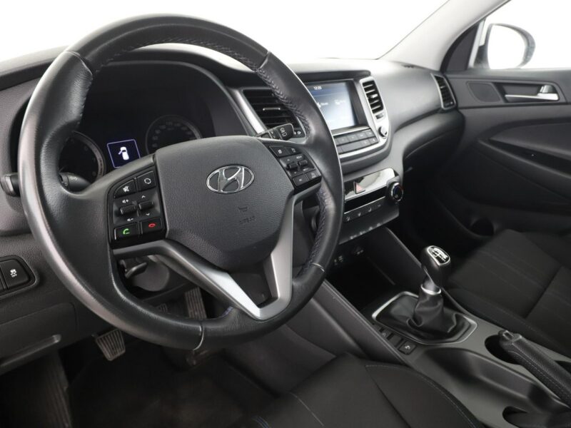 Hyundai Tucson 177KM Navi Klimatyzacja Czujniki parkowania Bluetooth III (2015-2020)