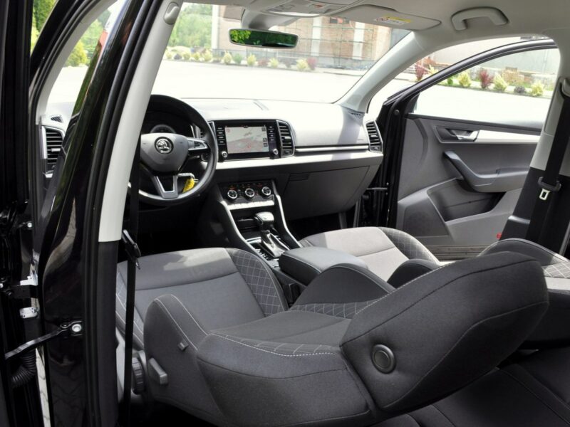 Škoda Karoq 2.0TDI(150KM)*4x4*Led*Navi*Kamera*Klimatronik*Reling*Welur*Alu17"ASO