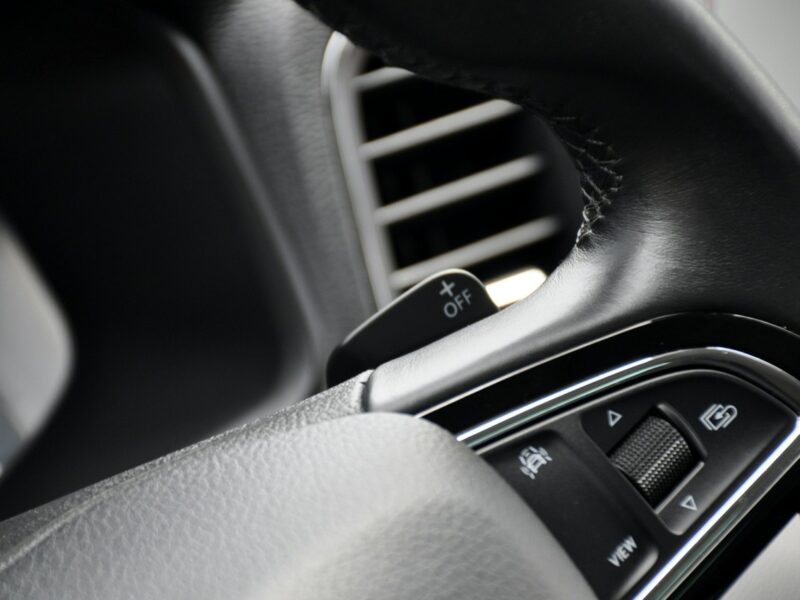 Škoda Karoq 2.0TDI(150KM)*4x4*Led*Navi*Kamera*Klimatronik*Reling*Welur*Alu17"ASO