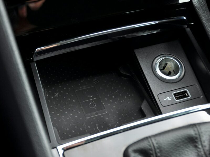 Škoda Karoq 2.0TDI(150KM)*4x4*Led*Navi*Kamera*Klimatronik*Reling*Welur*Alu17"ASO