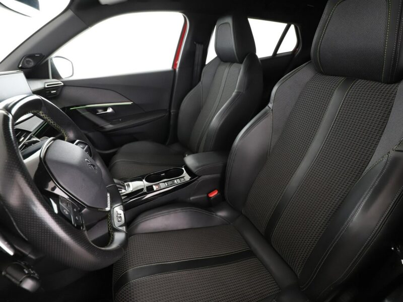 Peugeot 2008 GT-Line virtual navi kamera grzane fotele półskóra FullLED tempomat II (2019-)