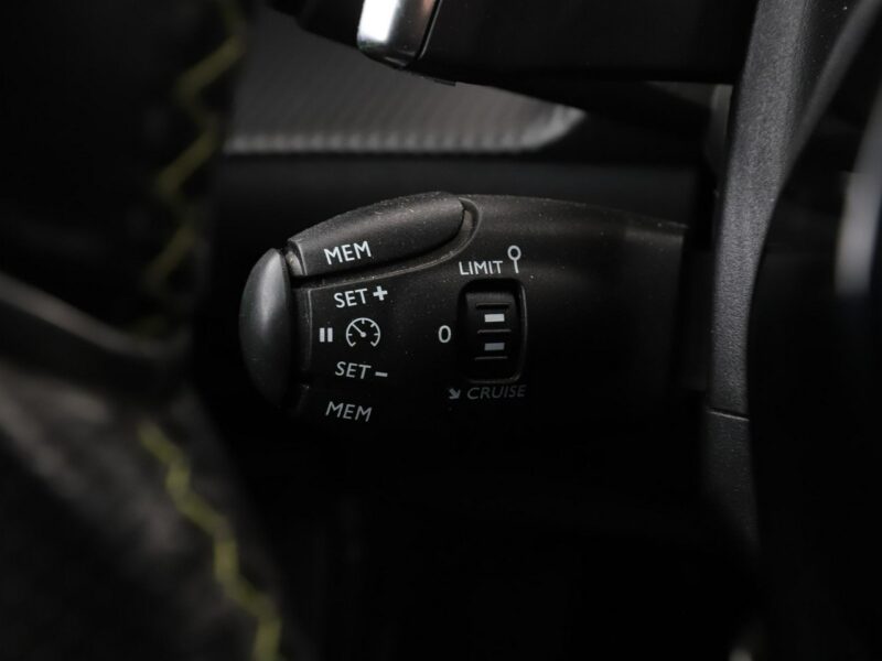 Peugeot 2008 GT-Line virtual navi kamera grzane fotele półskóra FullLED tempomat II (2019-)