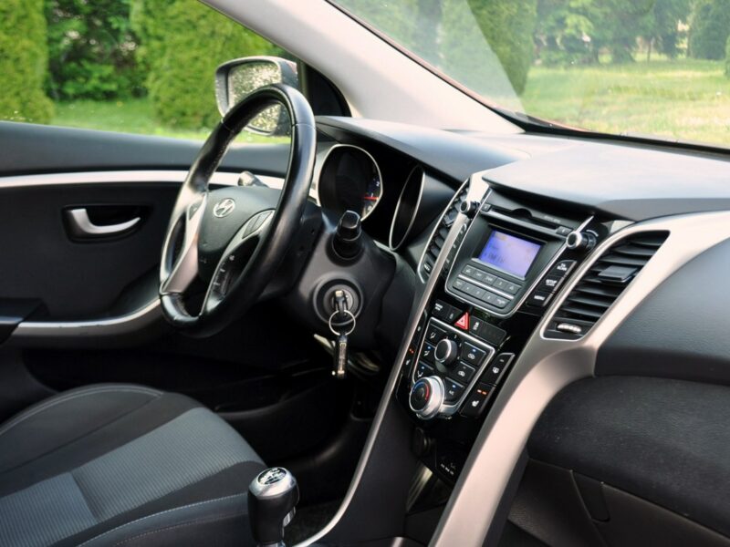 Hyundai i30 1.4i(99KM)*Led*Klimatyzacja*Parktronik*Welur*I Właściciel*Alu 15"ASO II (2012 - 2016)