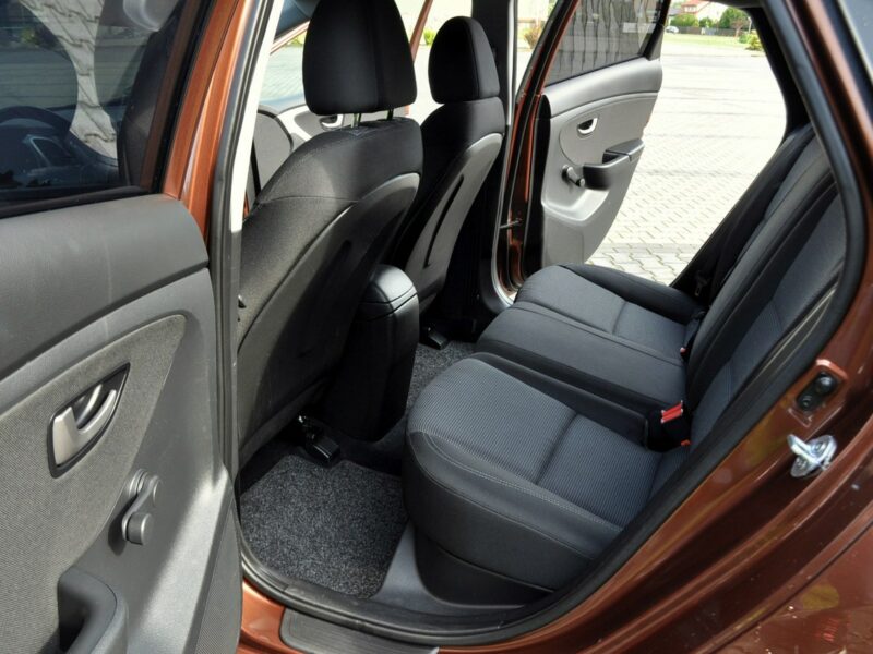 Hyundai i30 1.4i(99KM)*Led*Klimatyzacja*Parktronik*Welur*I Właściciel*Alu 15"ASO II (2012 - 2016)
