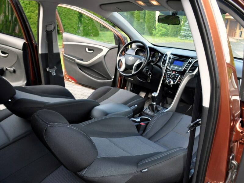 Hyundai i30 1.4i(99KM)*Led*Klimatyzacja*Parktronik*Welur*I Właściciel*Alu 15"ASO II (2012 - 2016)