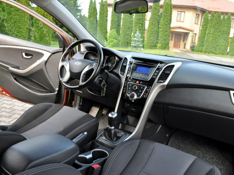 Hyundai i30 1.4i(99KM)*Led*Klimatyzacja*Parktronik*Welur*I Właściciel*Alu 15"ASO II (2012 - 2016)
