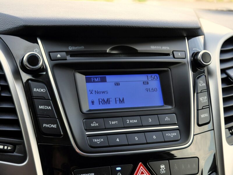 Hyundai i30 1.4i(99KM)*Led*Klimatyzacja*Parktronik*Welur*I Właściciel*Alu 15"ASO II (2012 - 2016)