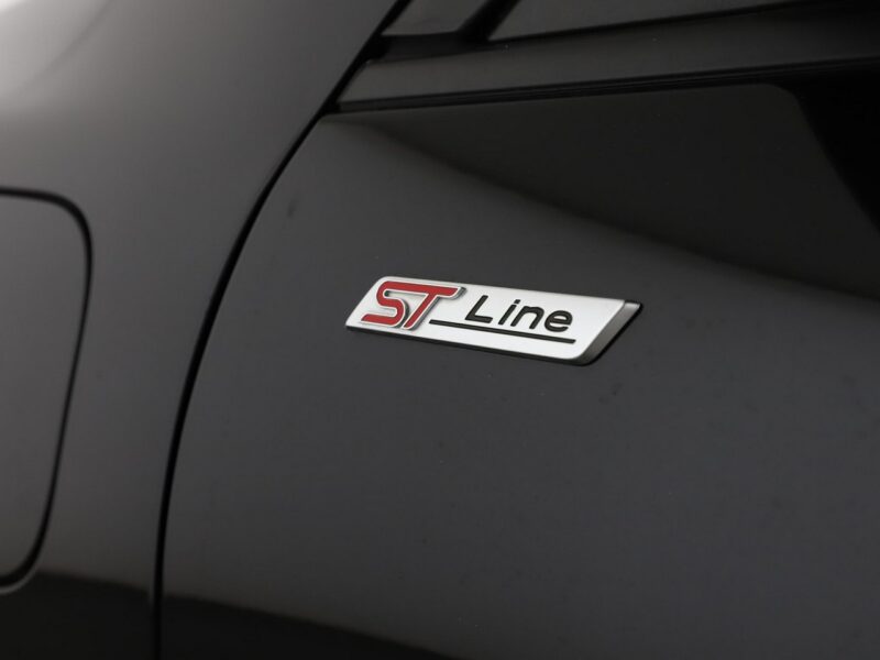 Ford Kuga FV23% PHEV full LED skóra/alcantara el. regulowane i grzane fotele nav III (2019-)