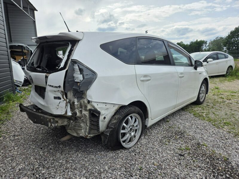 Toyota Prius+ 1.8 HSD 136KM 7 os. LED Pół-skóra Head up Uszkodzony Tył!